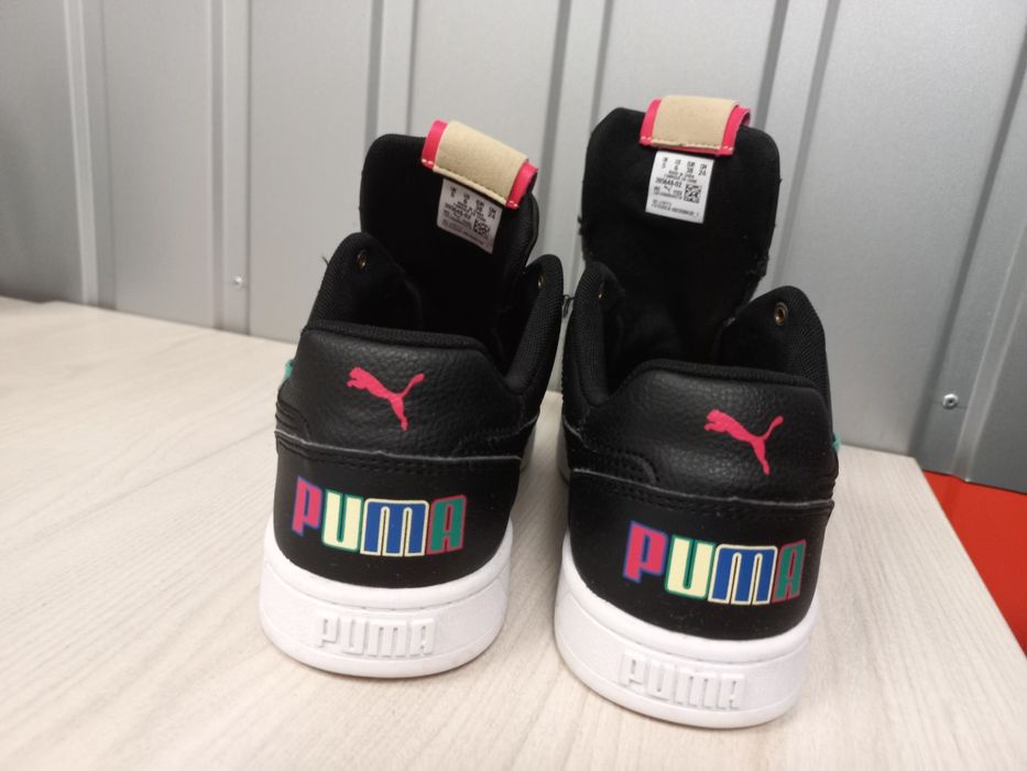 Кросівки для міста