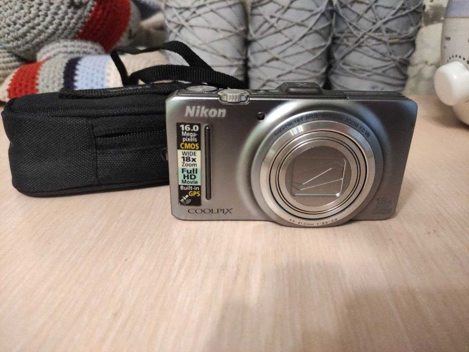 Nikon Coolpix s9300 GPS 16 Mega-pixels 18x Zoom