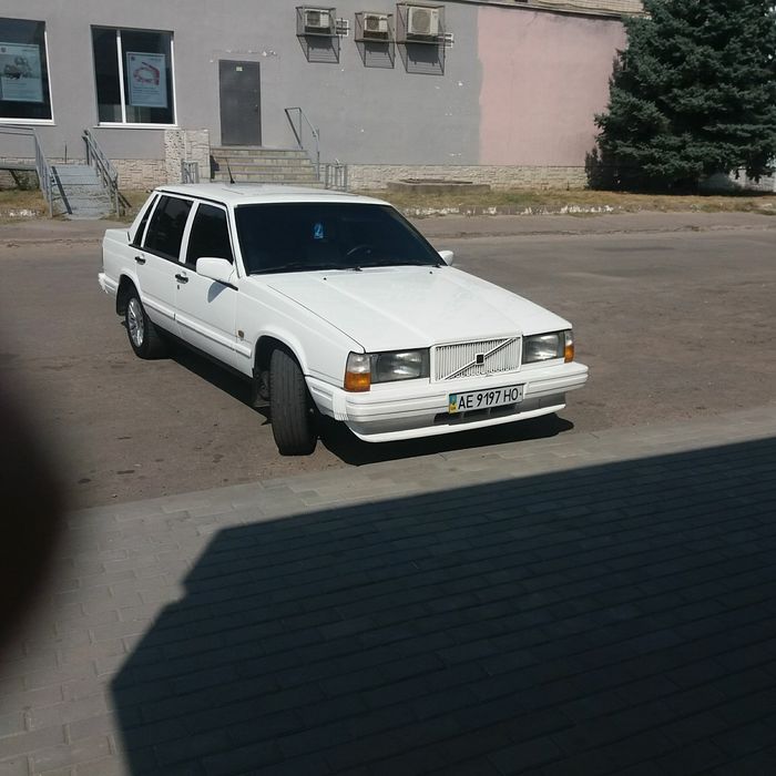 Авто вольво.  740