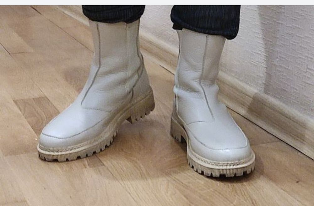 Cапоги натуральна шкіра на 39р