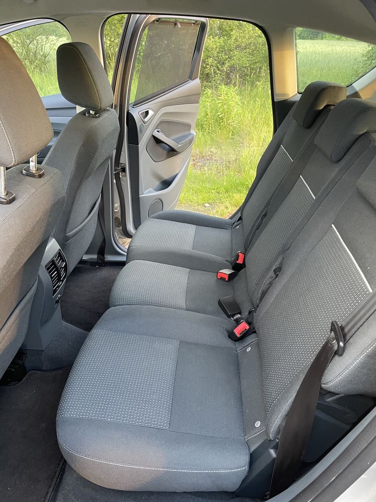 Ford C-max ZADBANY