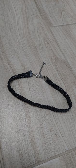 Choker czarny skórzany