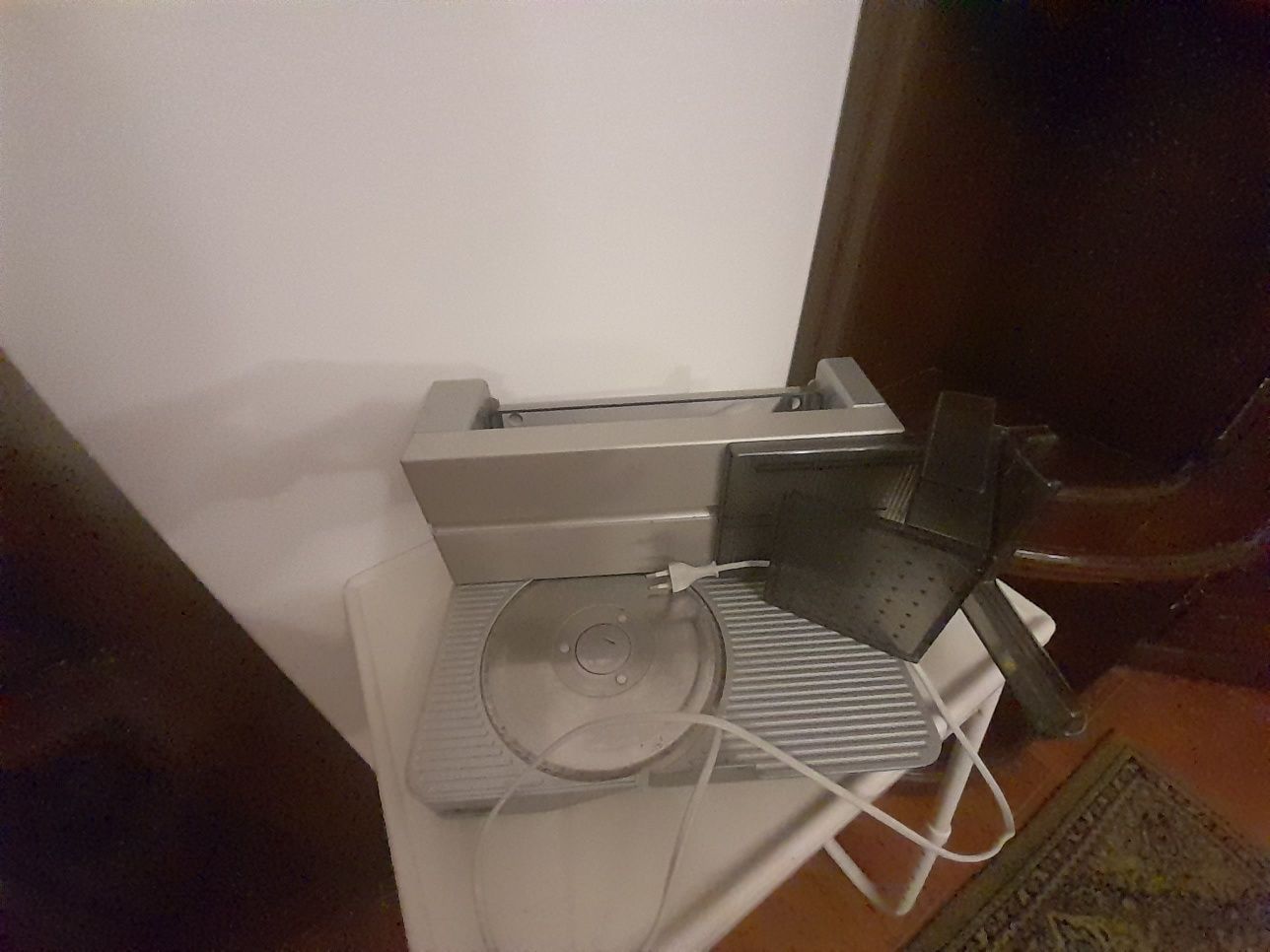 Máquina domestica nova, marca ALG