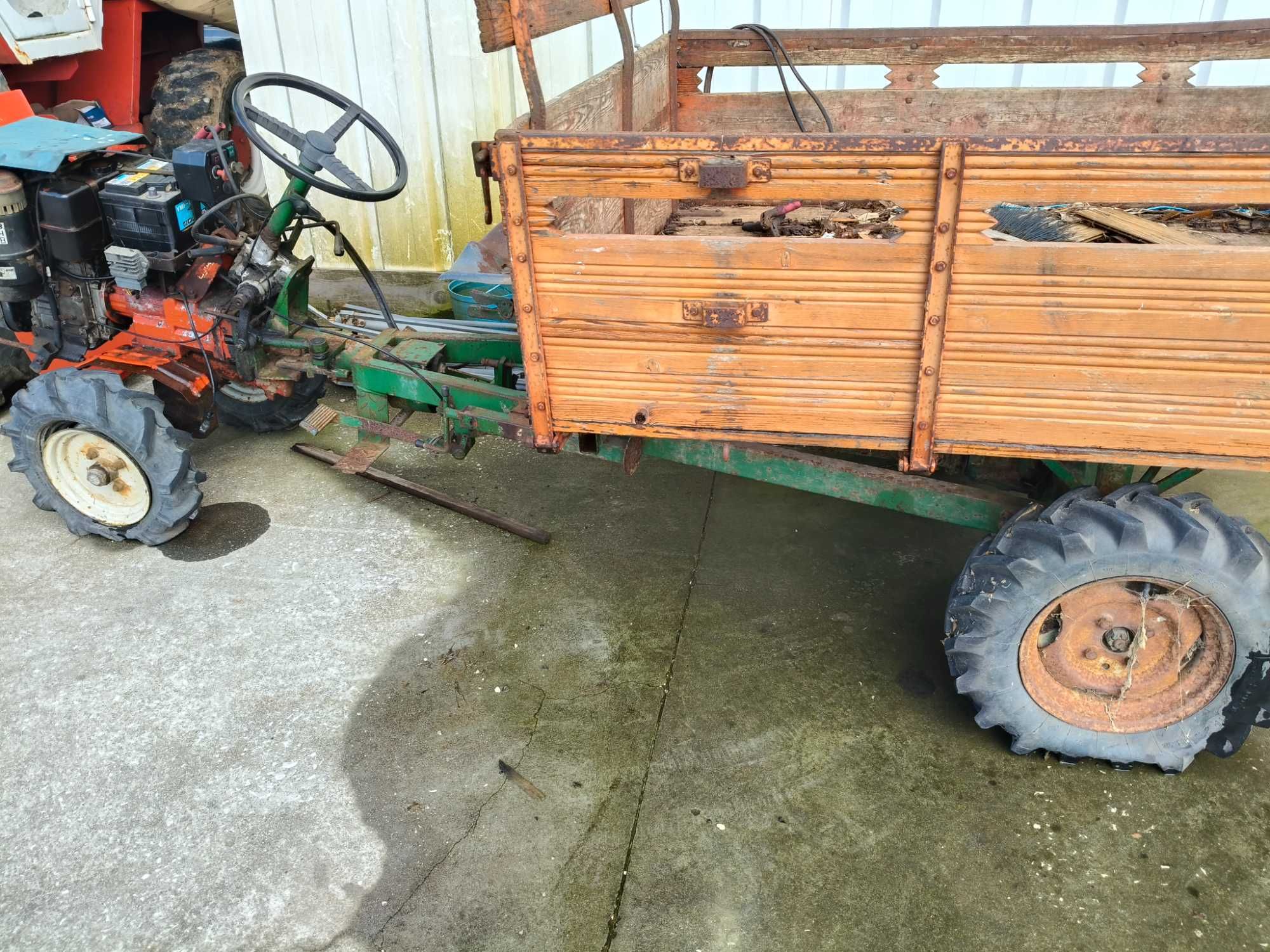 Trator pascoal com motor de arranque