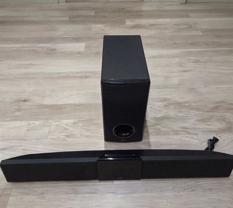 Саундбар (музичний центр) LG bb4330a