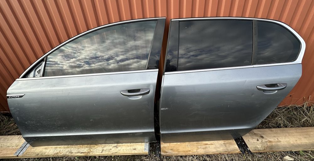 Skoda Superb 2 Суперб Двері