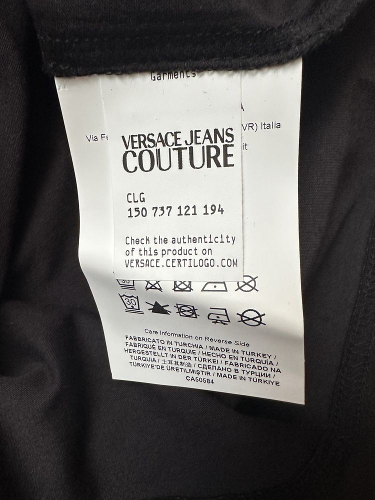 Жіночі футболки Versace Jeans Couture р. M, L