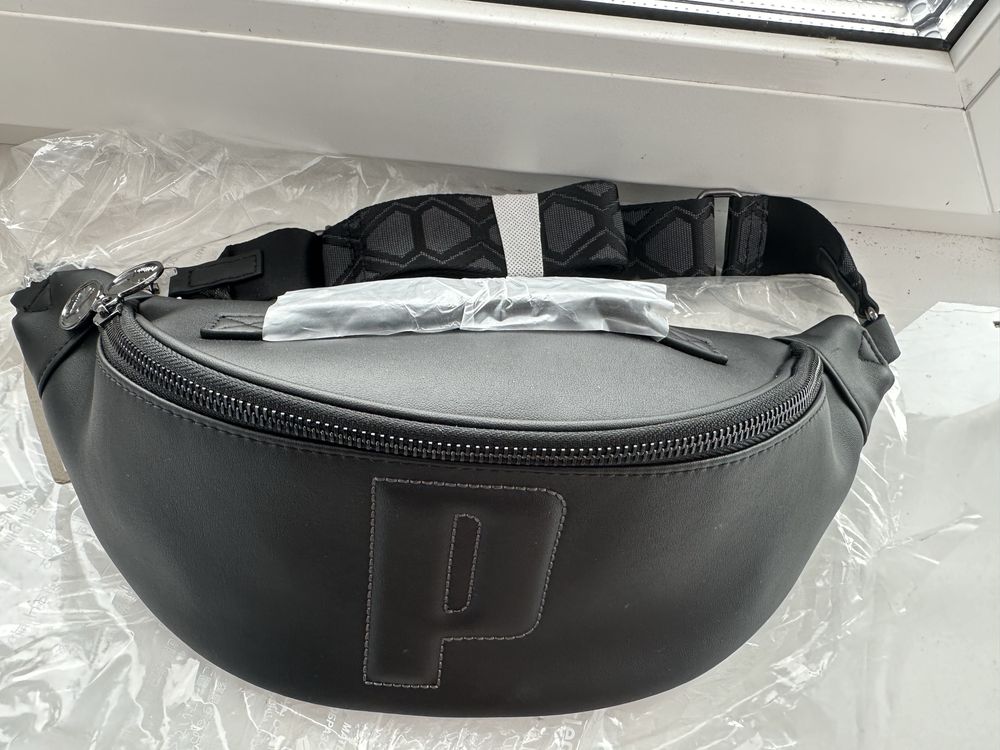 Продам новую черную бананку Puma 07958201