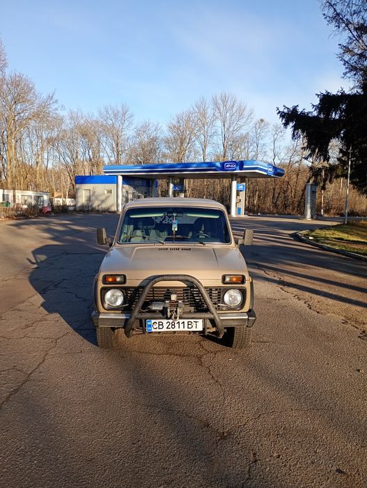 Автомобіль ВАЗ 2121 Нива Позашляховик