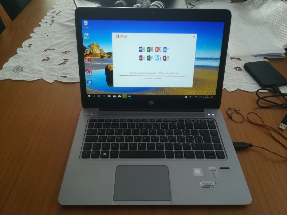 PC portátil HP i5 com garantia de 1 ano