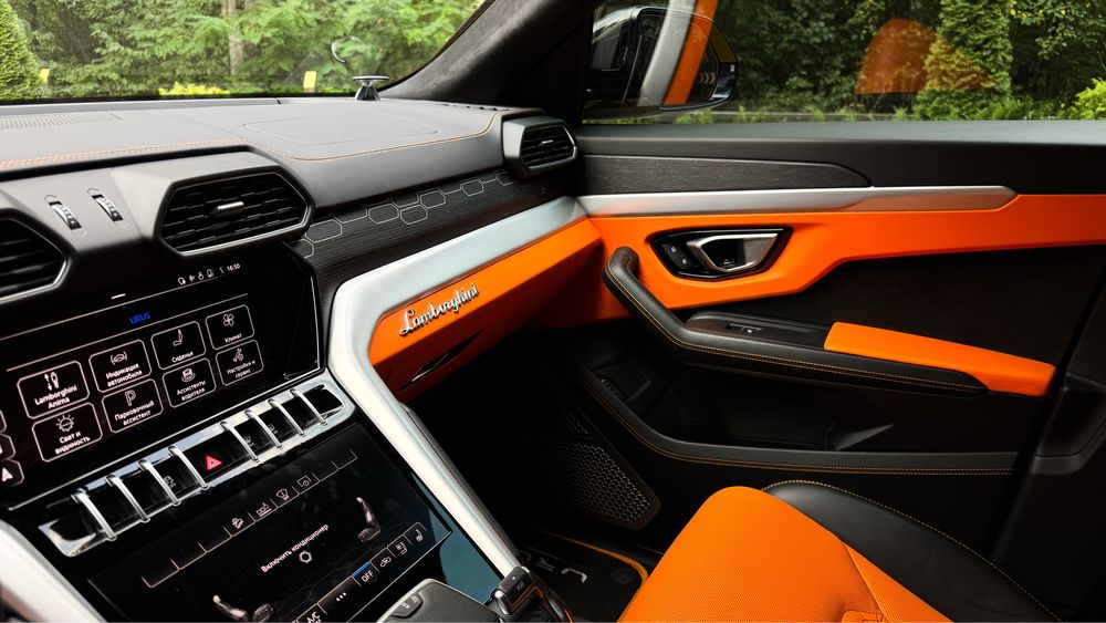 Lamborghini Urus