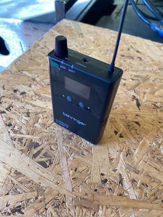 Recetor In-ear Behringer