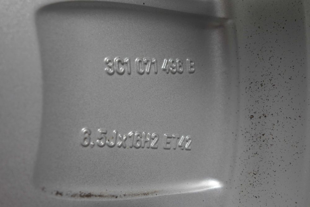 Alufelgi 16" 5x112 Vw Golf Eos Passat Audi Seat Skoda Srebrne 909