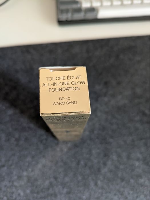 Base YSL Touche Éclat BD40