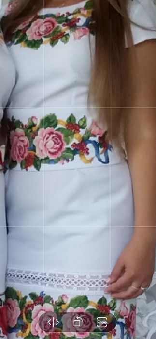 Вишита сукня 44-46 ручної роботи