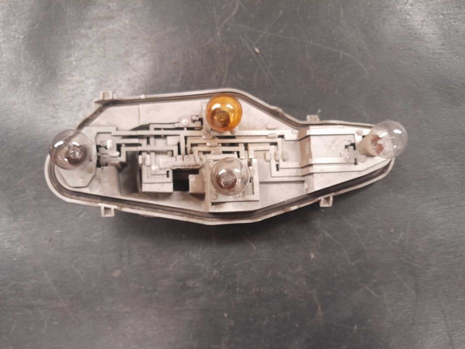 Citroen Berlingo II Wkład Lampy Prawy Tył