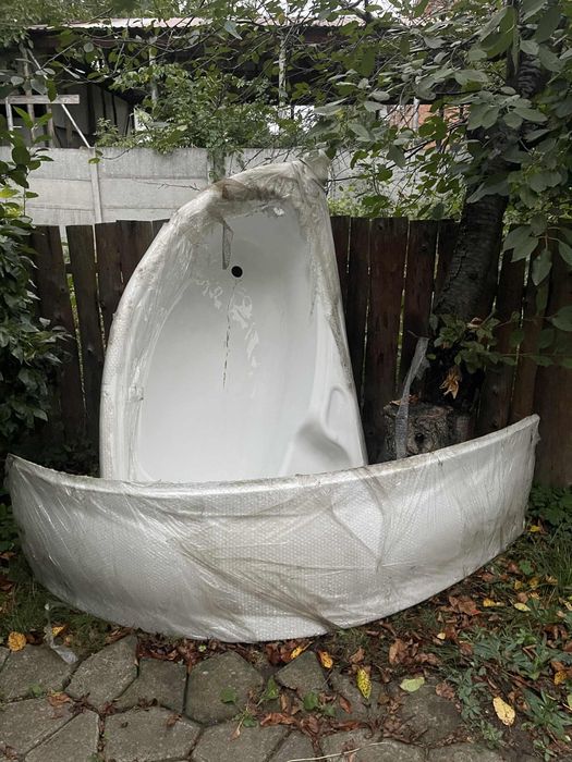 Ванна акрилова кутова+ екран