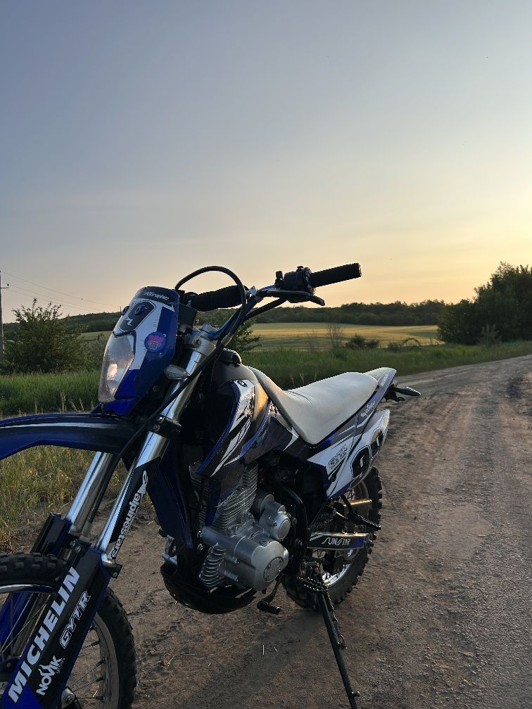 Sparta cross 200