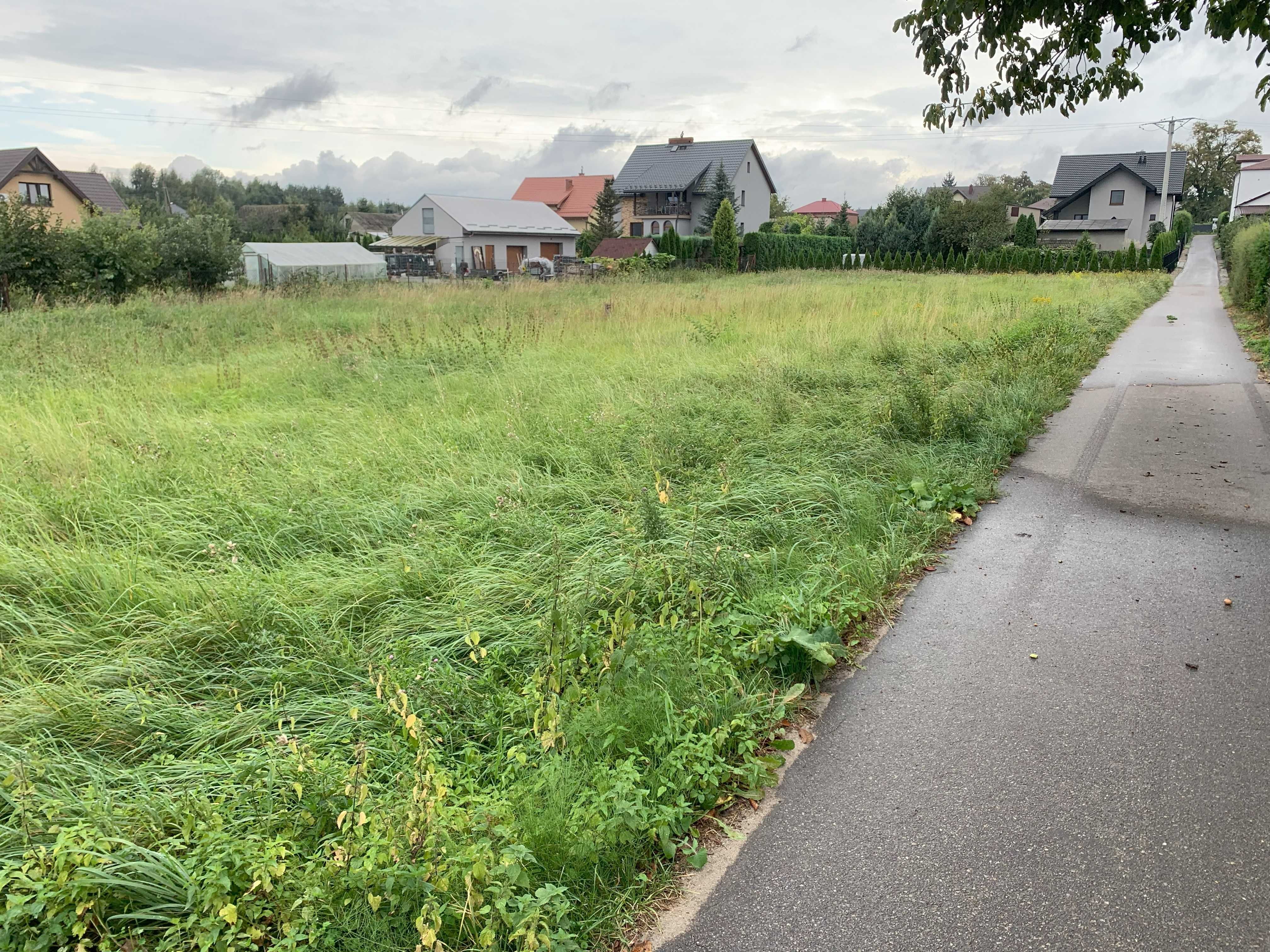 Działkę budowlaną sprzedam. Trawniki. pow. świdnicki, gm. Trawniki.