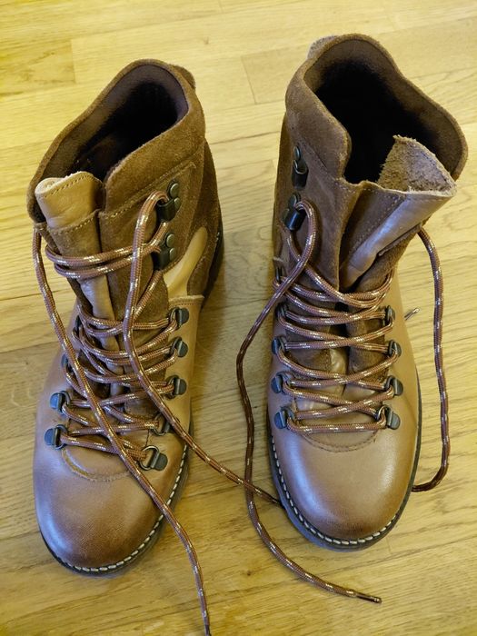 Botas 37 em pele como novas