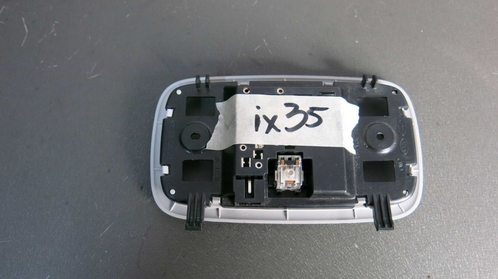 Hyundai IX35 lampka podsufitki