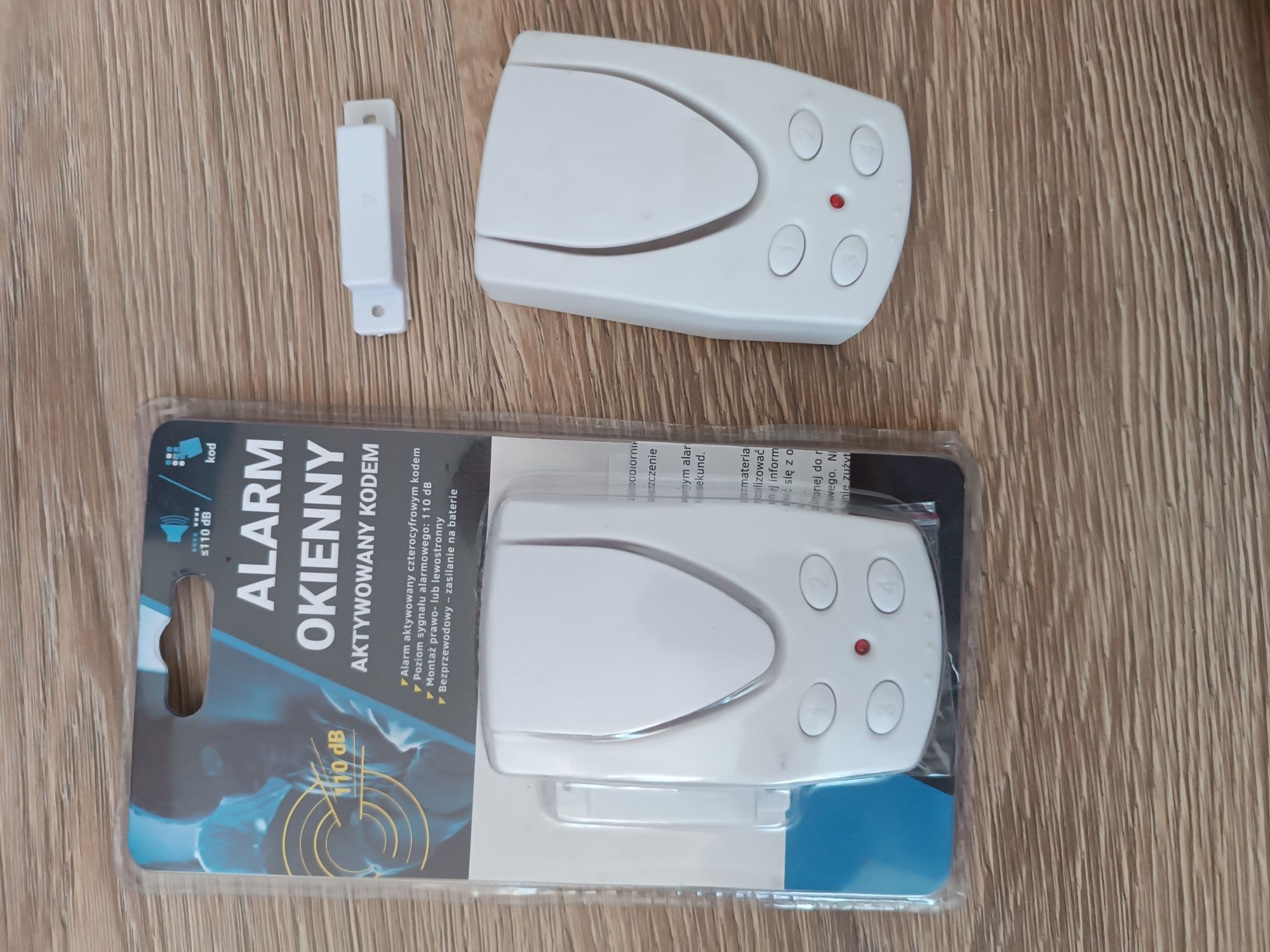 Alarm okienny na kod  2 szt