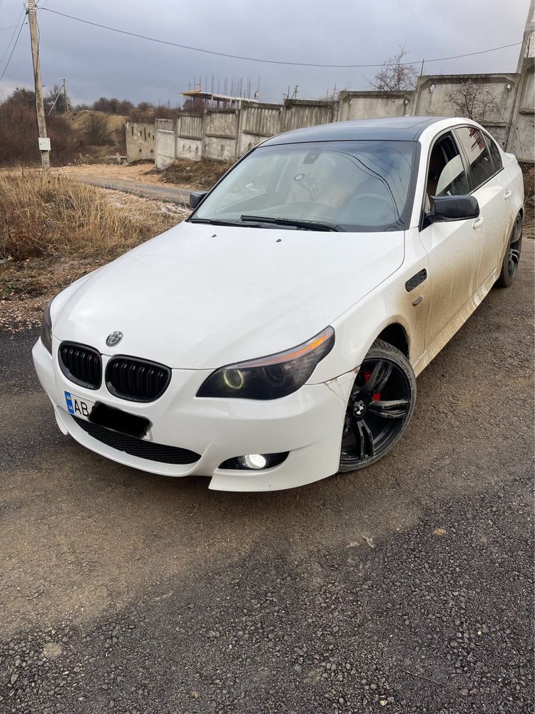 BMW e60 2009год