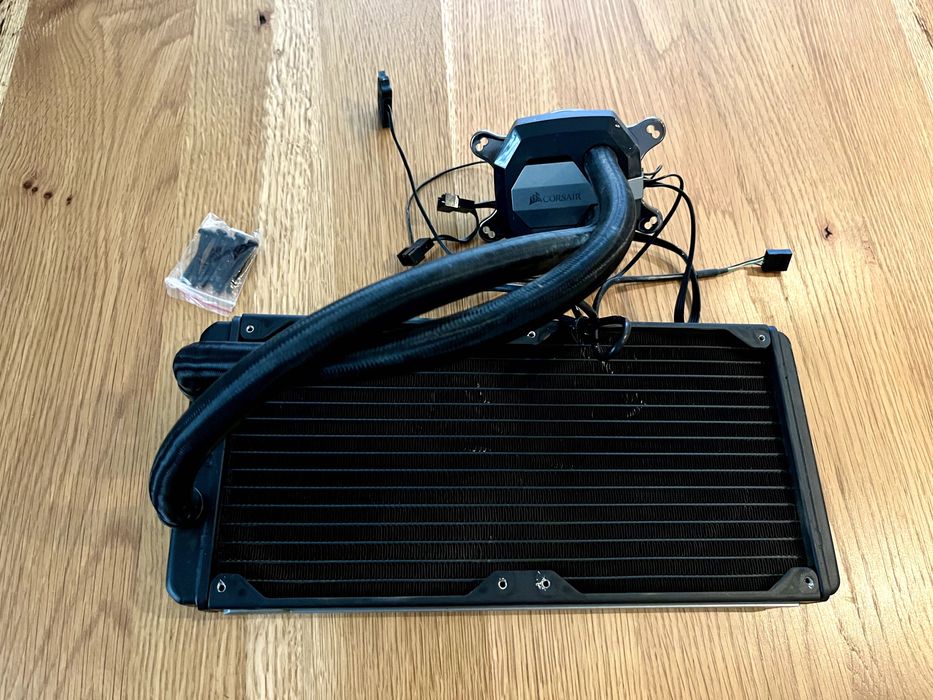 Chłodzenie Wodne Corsair Extreme Cooler H115i USZKODZONE