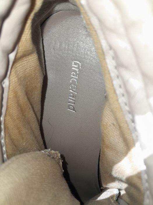 Ботинки 41розмір( світло- кофейні)