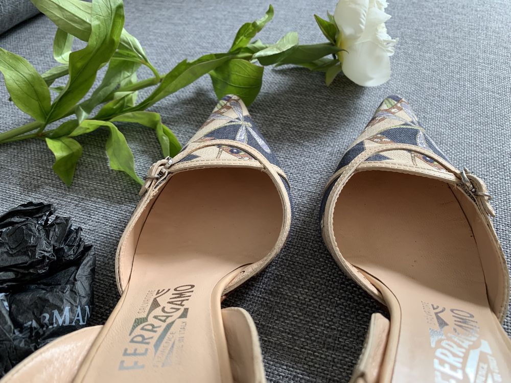 Piękne sandały na słupku Salvatore Ferragamo