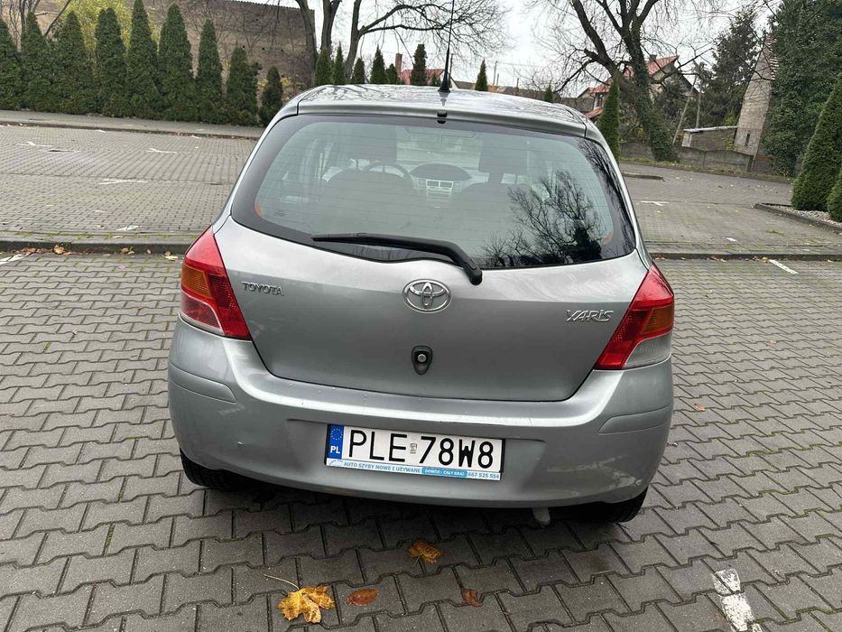 Toyota Yaris 2009 r 1.0 benzyna PIERWSZY WŁAŚCICIEL