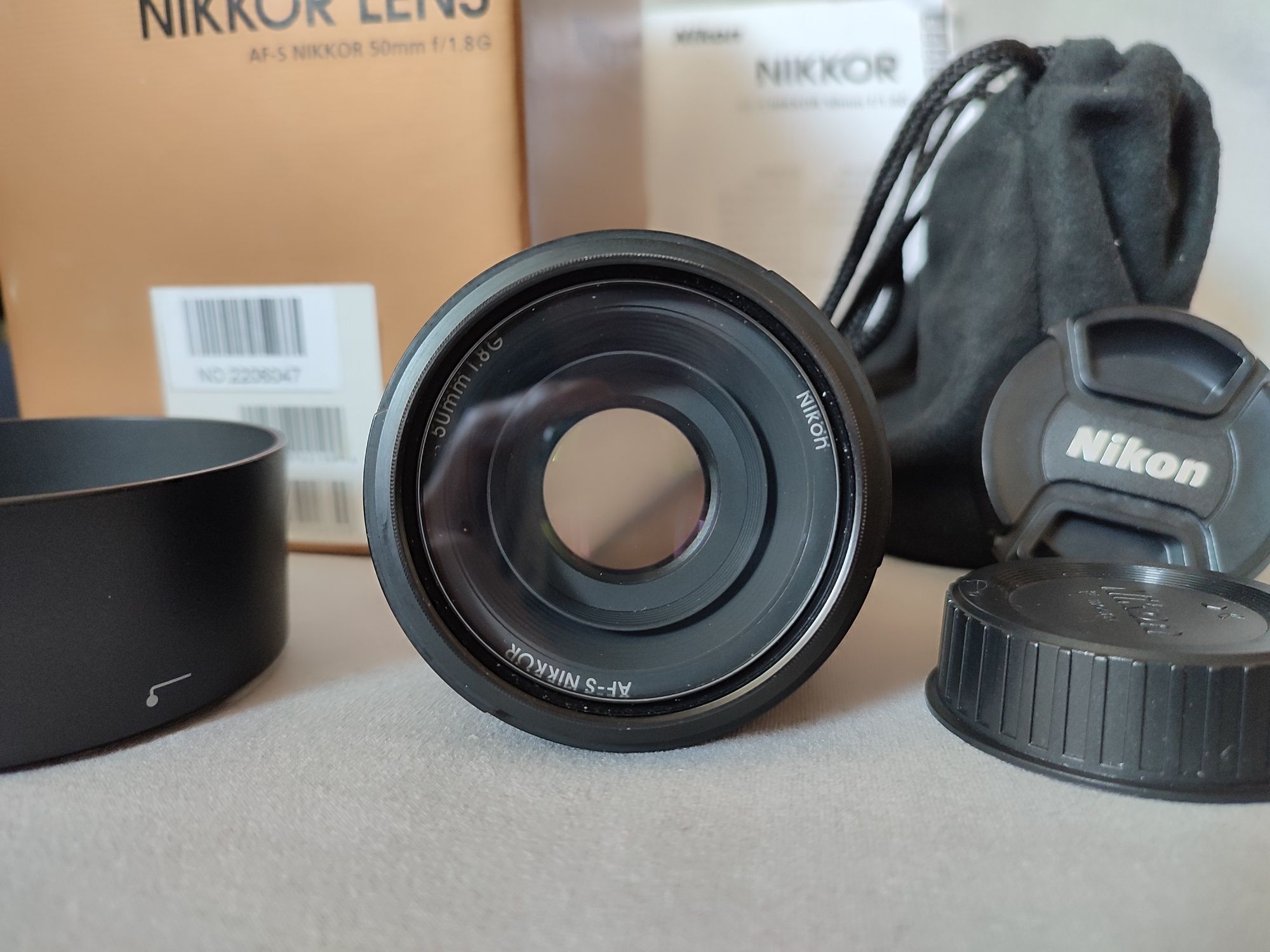 Nikon AF-S Nikkor 50mm 1:1.8G SWM Aspherical. Повний комплект