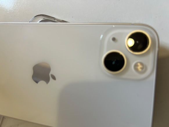 iPhone 13 – Excelente Estado, Como Novo