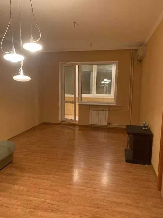 Продам квартиру 4+1! Лівий берег, 11 район!