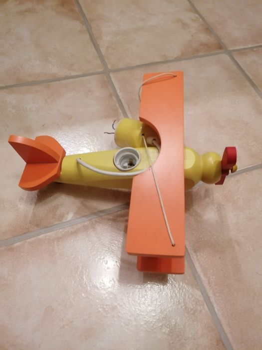 Lampa wisząca samolot