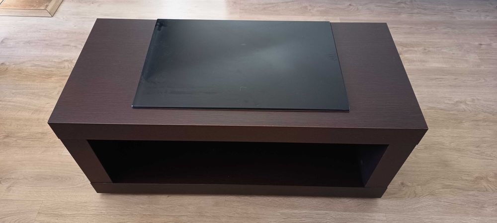 Móvel para TV em madeira