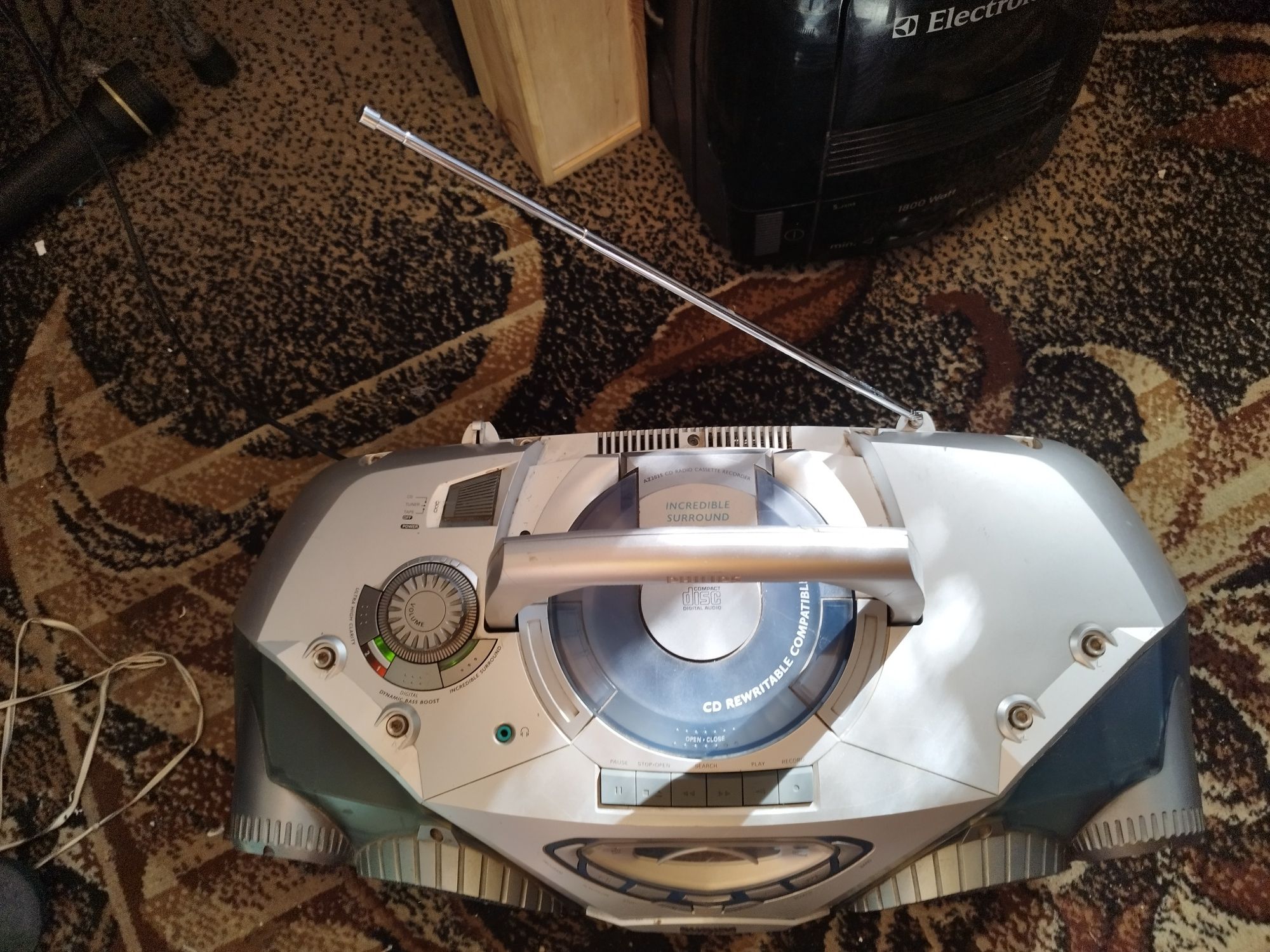 Fajny duży bumbox Philips