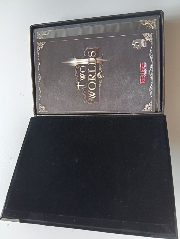 Two Worlds – Game of the Year Edition (PC DVD) – Edycja kolekcjonerska