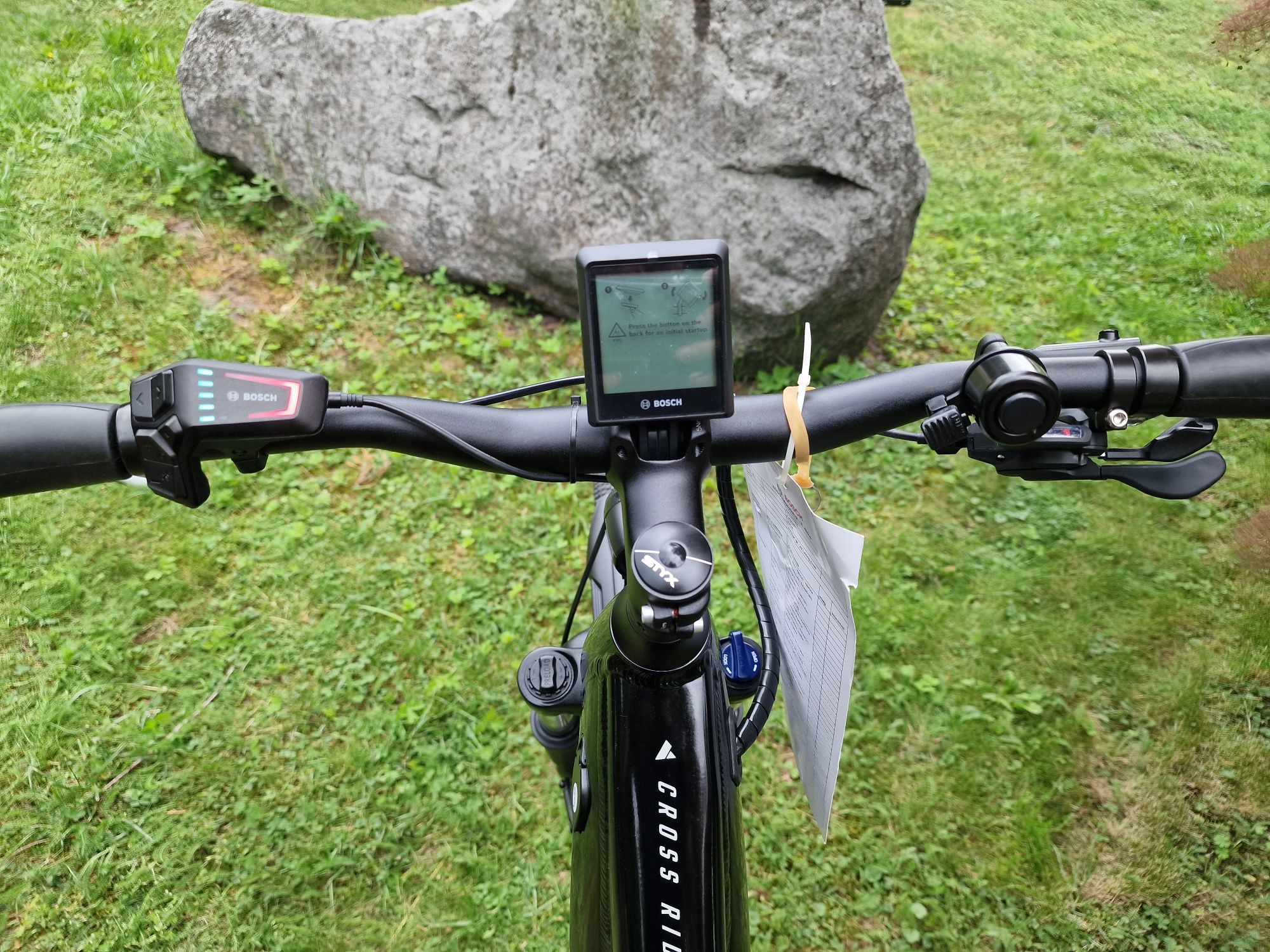 Rower elektryczny Bulls Cross Evo 1 Bosch CX a