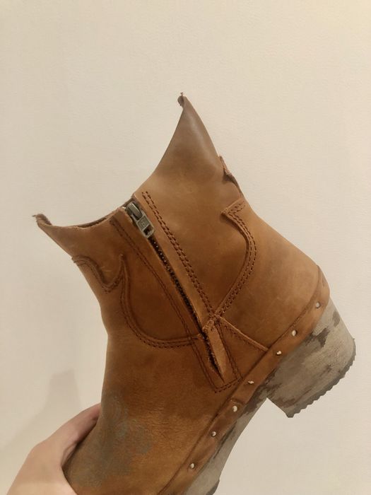 Bota tacão baixo Xuz Handmade