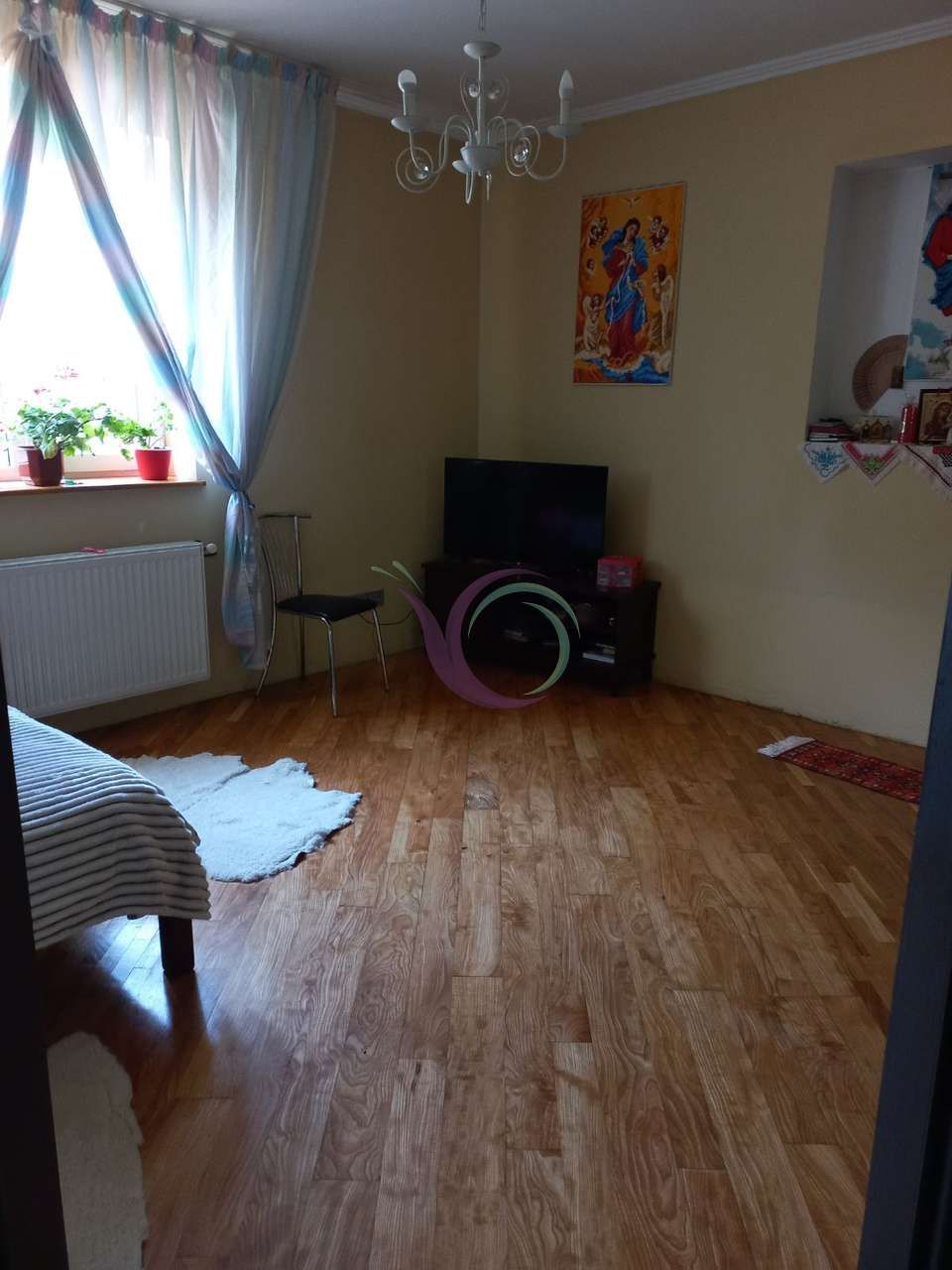 Житловий будинок у смт Єзупіль