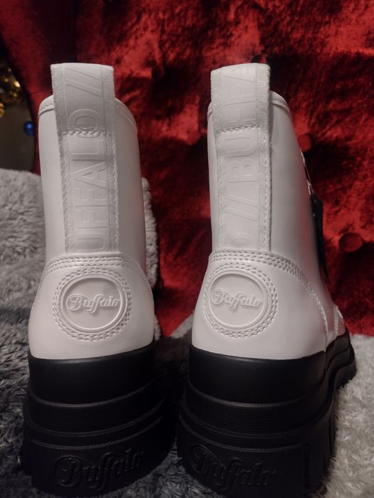 Buffalo rozmiar 39