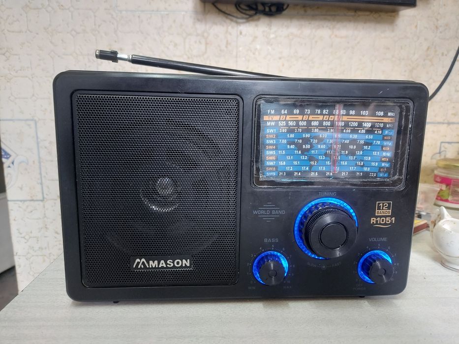 Рабочий радиоприемник MASON R-1051
