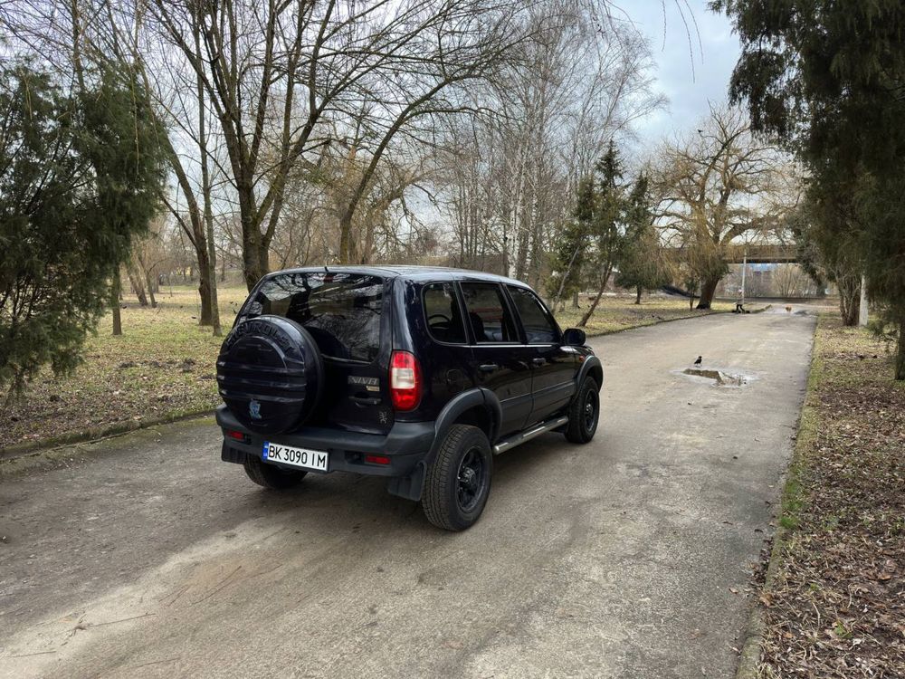 Chevrolet Niva Шевроле Нива