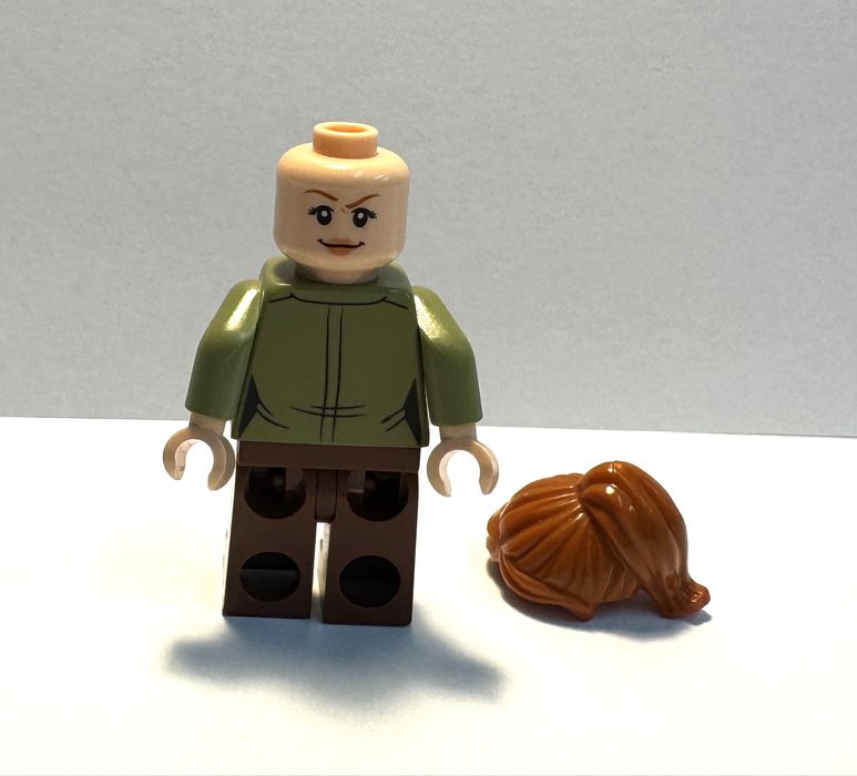 LEGO Jurassic World jw021 Claire figurka 75930, 10758, 75935