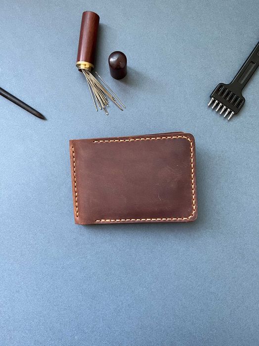 Зажим для денег/ Притиск для коштів