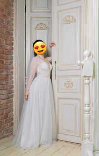 Продам весільну сукню в ідеальному стані
