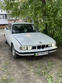 Bmw e34 520i.