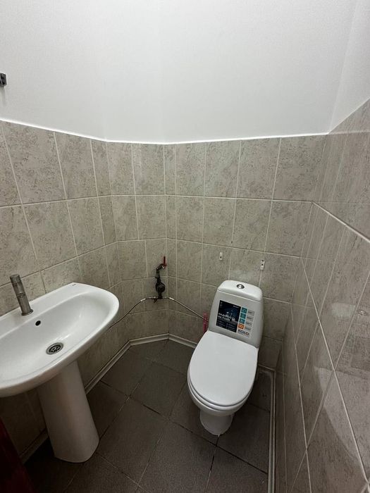 Оренда фасадного приміщення 41 м2 в центрі по вул. Франка