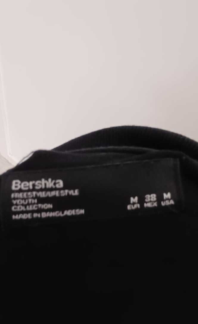 Polo Preto Bershka Tamanho M